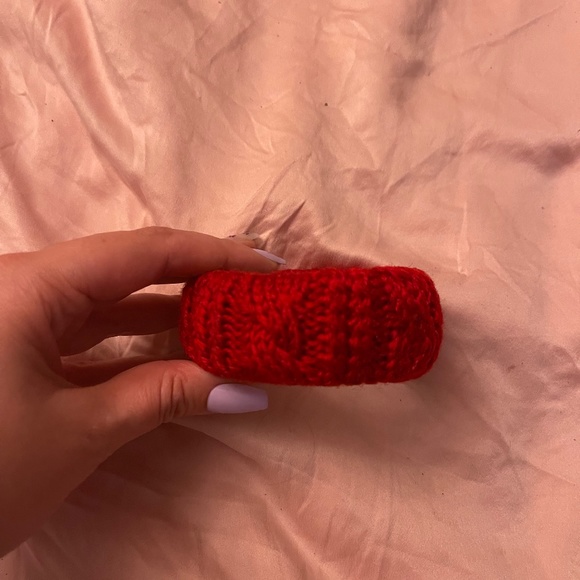 Cable knit sweater bangle bracelet - Picture 1 of 2